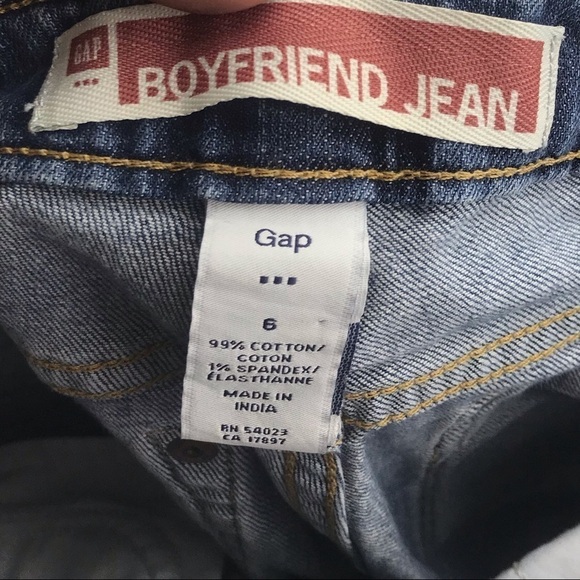GAP Distressed Boyfriend Jeans - Picture 5 of 7